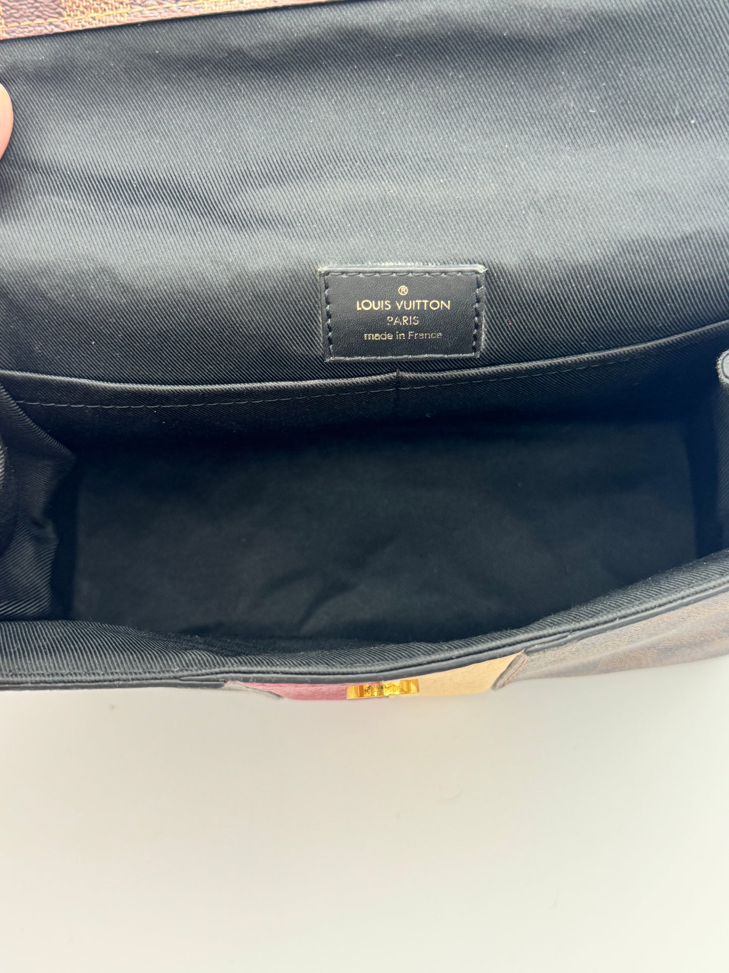 Louis Vuitton Croisette Damier Ebene Personalized Crossbody | Bordeaux & Cream Stripe