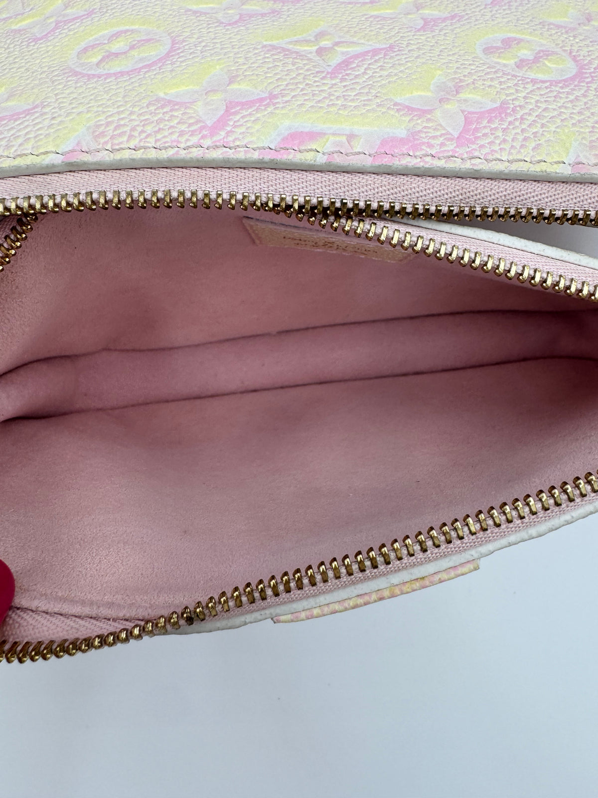 Louis Vuitton Monogram Empreinte Summer Stardust Multi Pochette Accessoires – Pink/Yellow Pastel