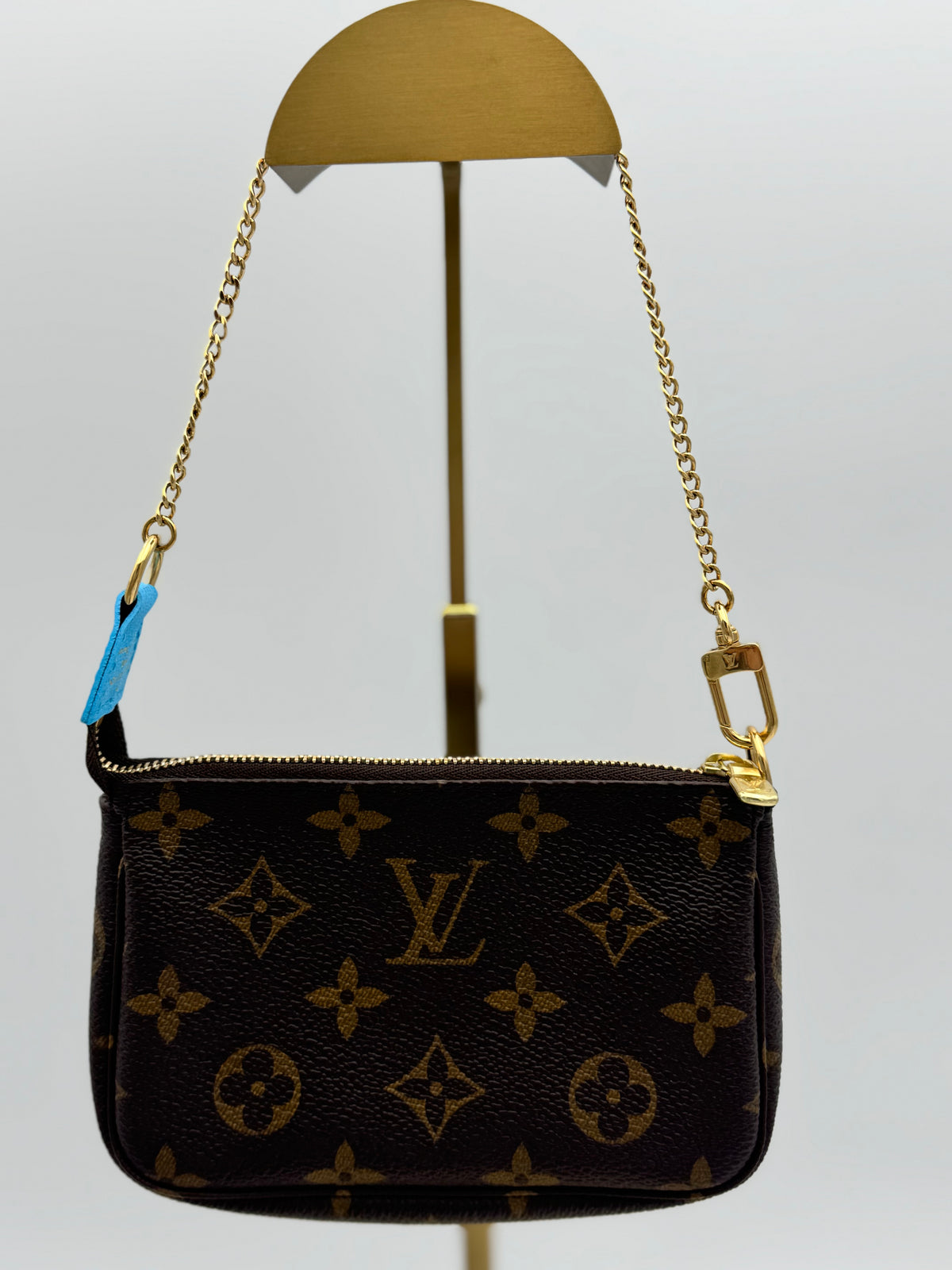 Louis Vuitton Holiday Animation “Vivienne in Japan / Tokyo” Mini Pochette Accessoires