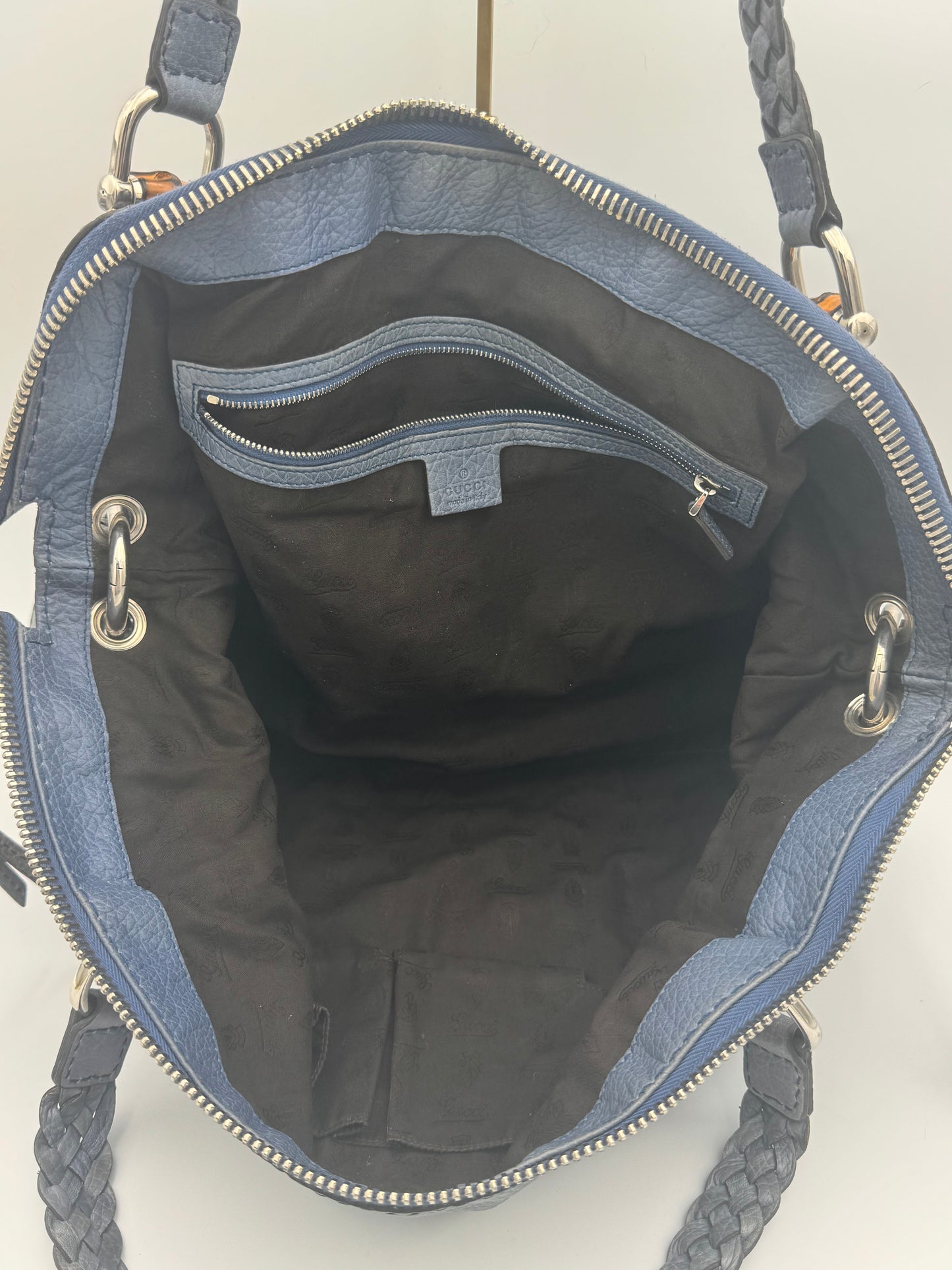 Gucci Pelham Hobo Shoulder Bag | Navy Pebbled Leather | Braided Handles | Bamboo Hardware | COA