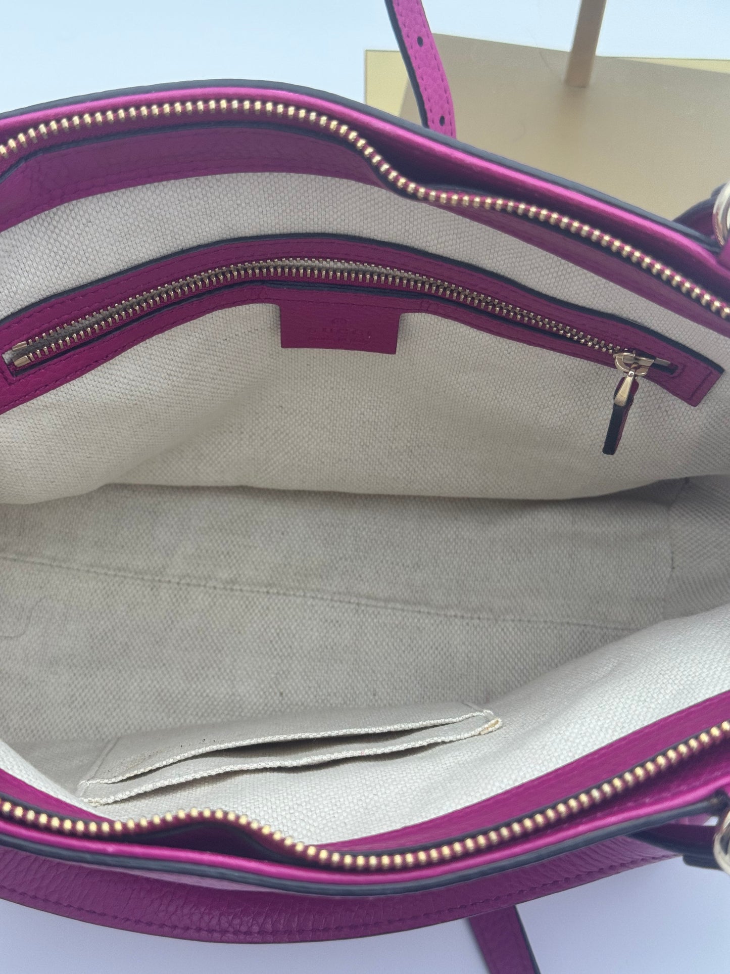 Gucci Soho Small Tote | Fuchsia Leather | Embossed GG Logo | Silver Hardware | COA