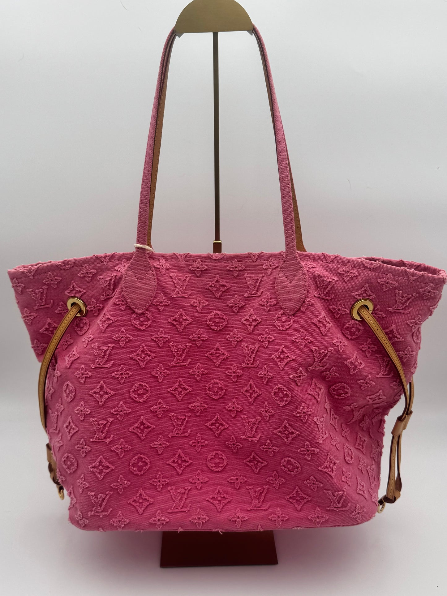 RARE Limited Edition Louis Vuitton Monogram Stone Neverfull MM Rose Pink