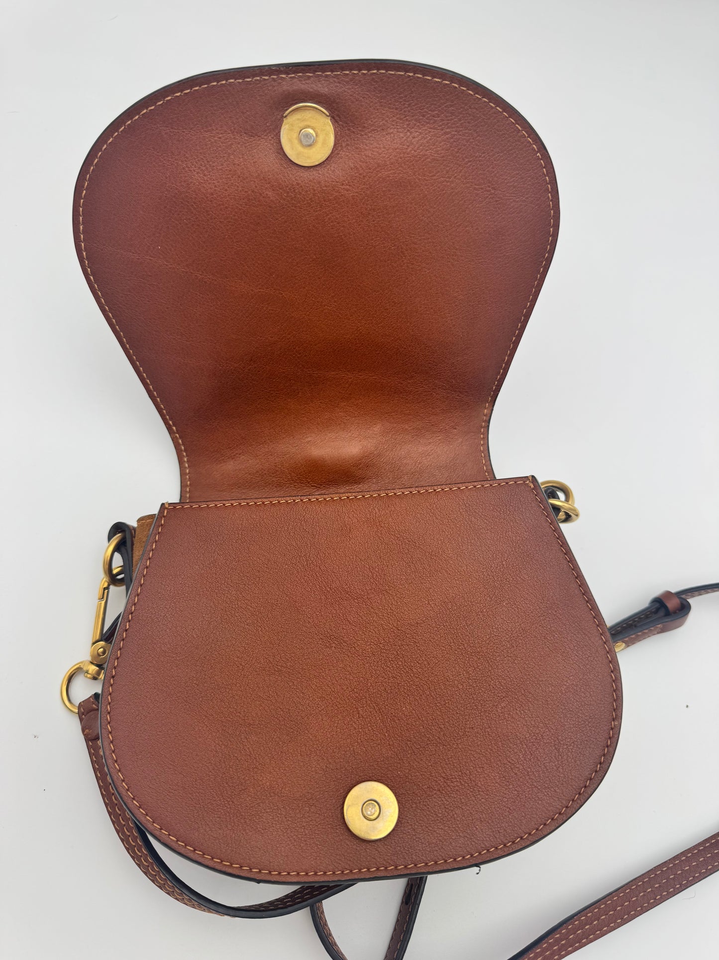Chloé Nile Bracelet Bag Medium – Tan Caramel Leather Gold Hardware
