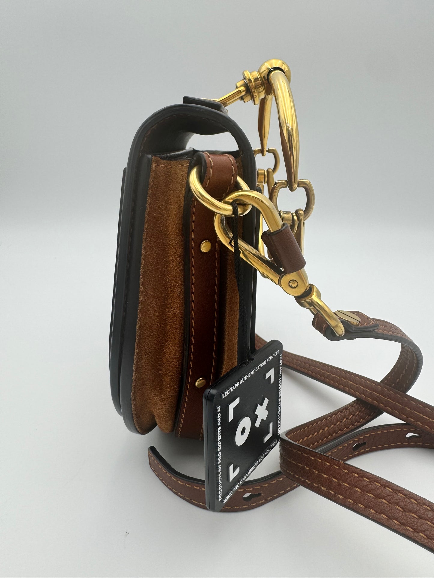 Chloé Nile Bracelet Bag Medium – Tan Caramel Leather Gold Hardware