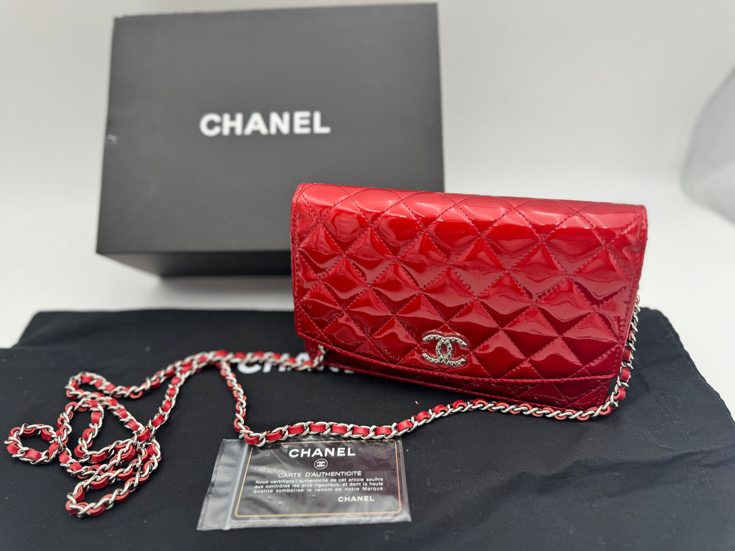 Chanel Brilliant Wallet on Chain – Red Diamond-Quilted Patent Leather