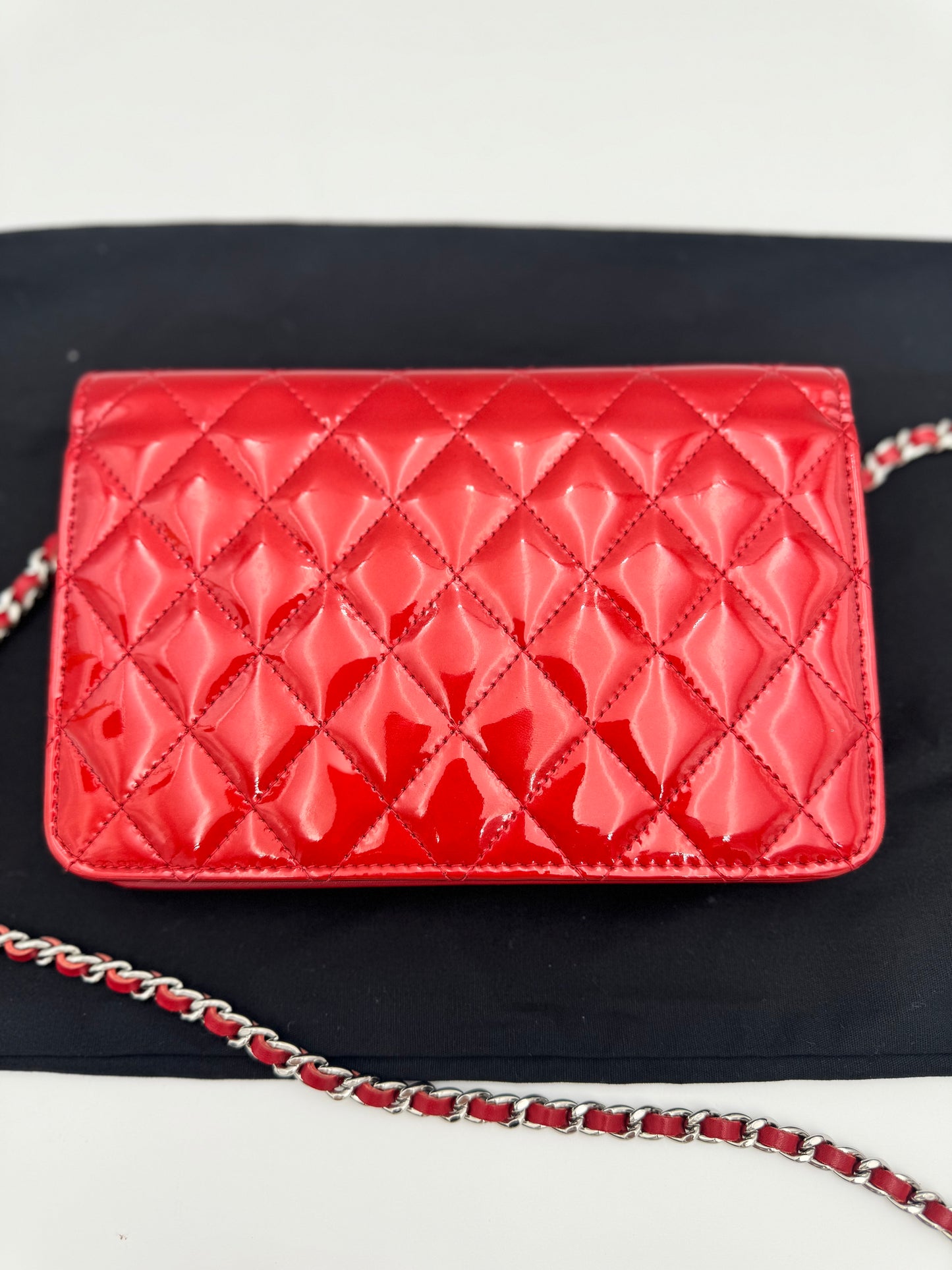 Chanel Brilliant Wallet on Chain – Red Diamond-Quilted Patent Leather