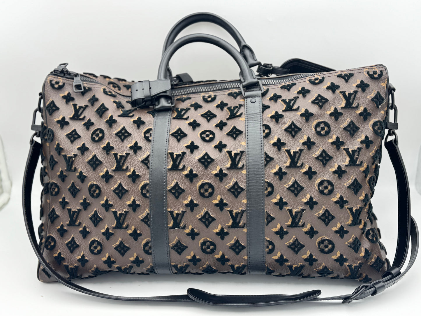 Louis Vuitton x Virgil Abloh Monogram Tuffetage Keepall Triangle Bandoulière 50