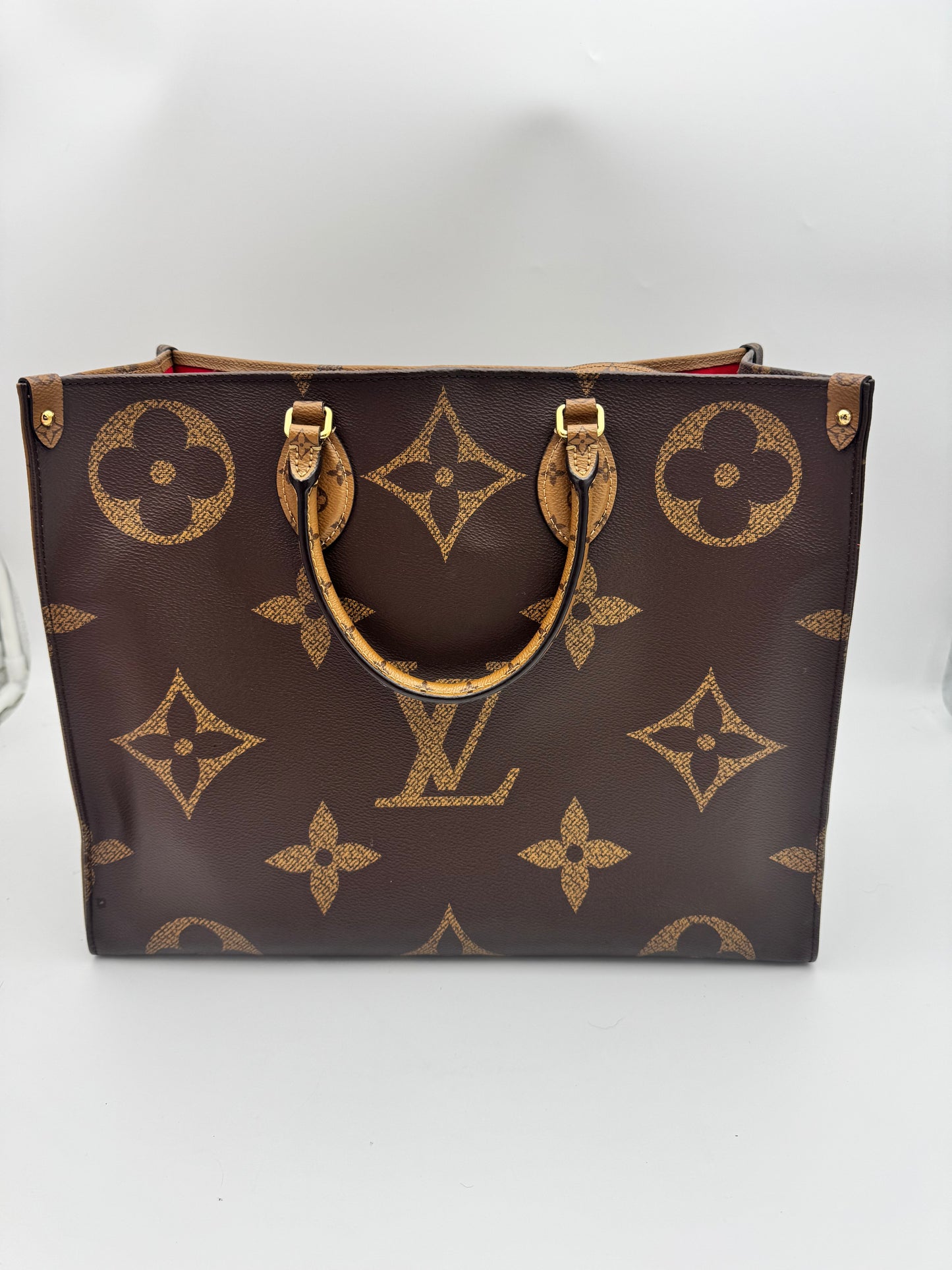 Louis Vuitton OnTheGo GM