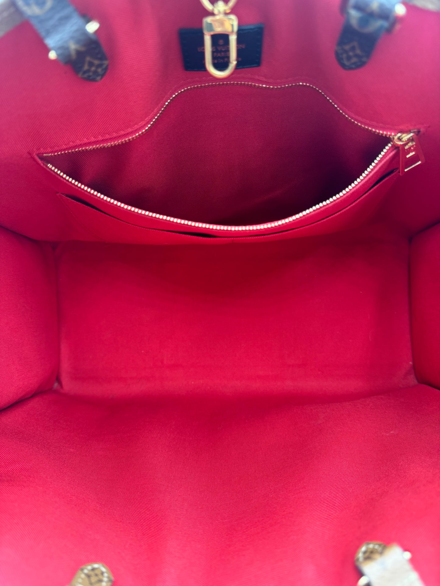 Louis Vuitton OnTheGo GM