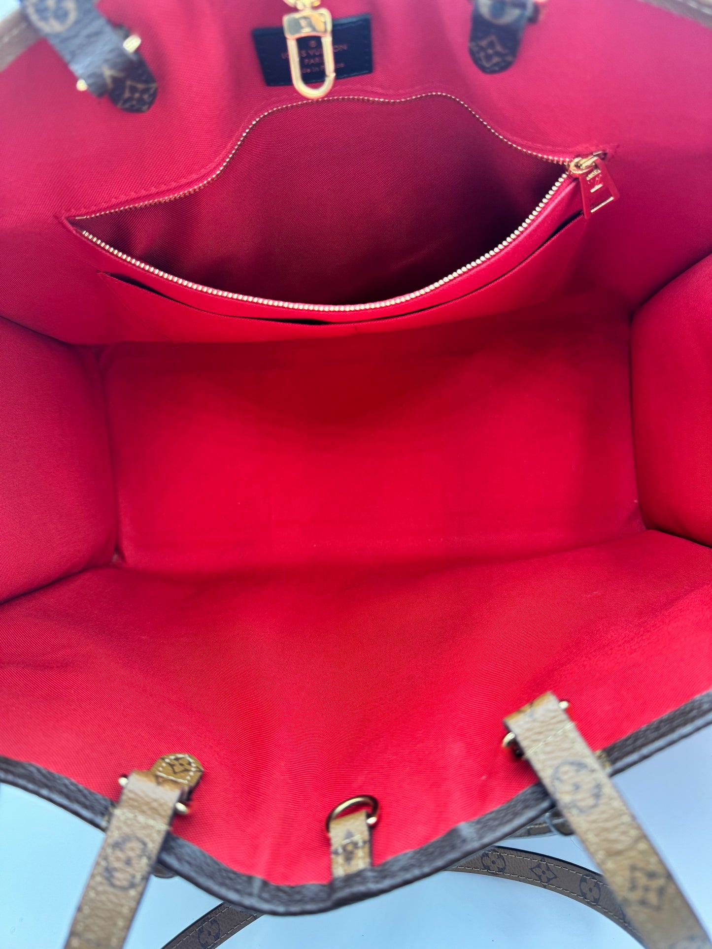 Louis Vuitton OnTheGo GM