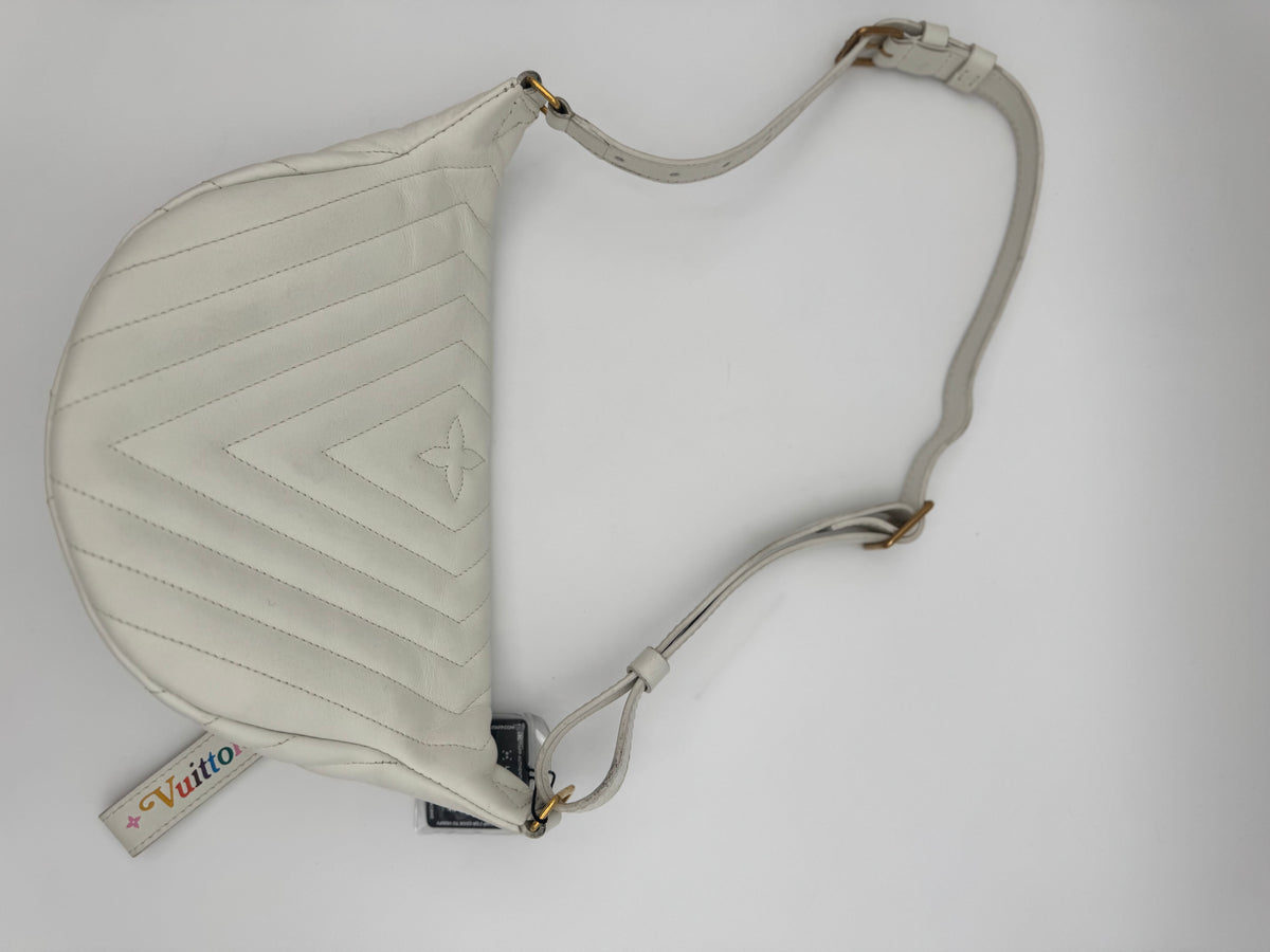 Louis Vuitton New Wave Bumbag – Quilted Calfskin 'Snow White' (Pristine Condition)