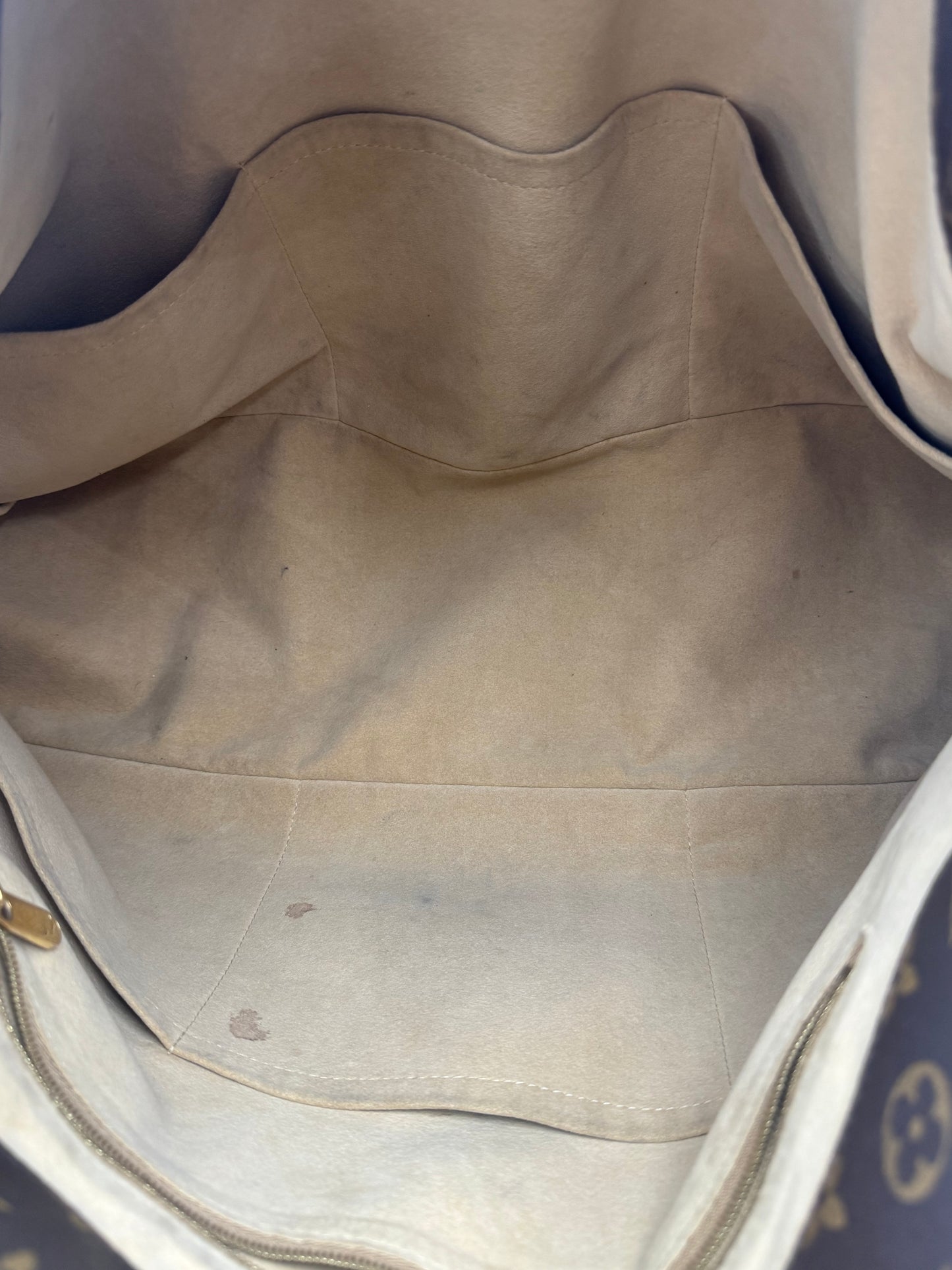 Louis Vuitton Artsy GM Hobo Bag | Monogram Canvas | Discontinued Archive Piece