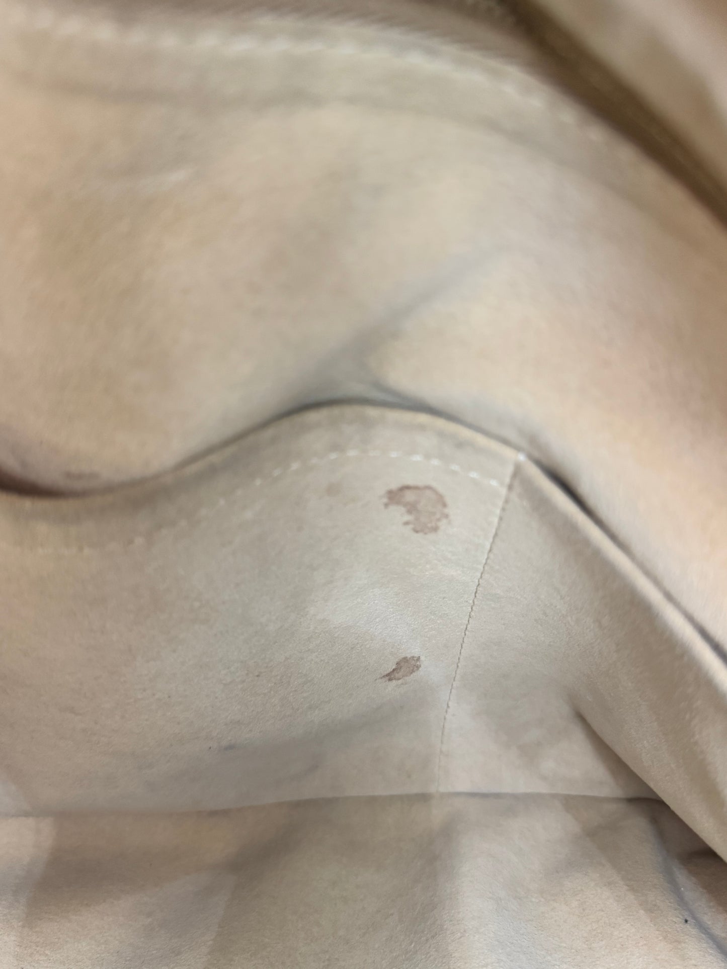Louis Vuitton Artsy GM Hobo Bag | Monogram Canvas | Discontinued Archive Piece