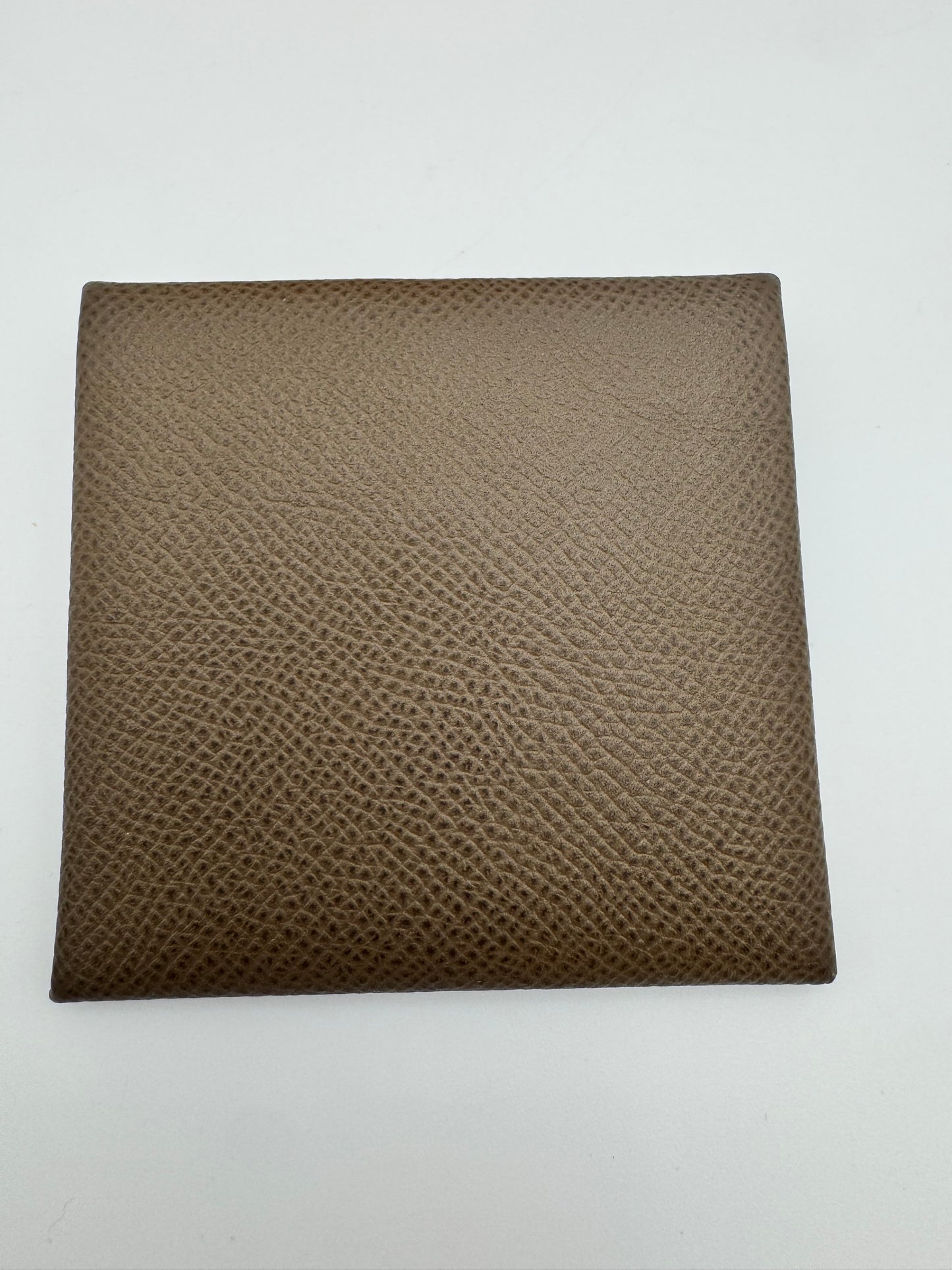 Hermès Bastia Change Purse – Étoupe Grained Leather