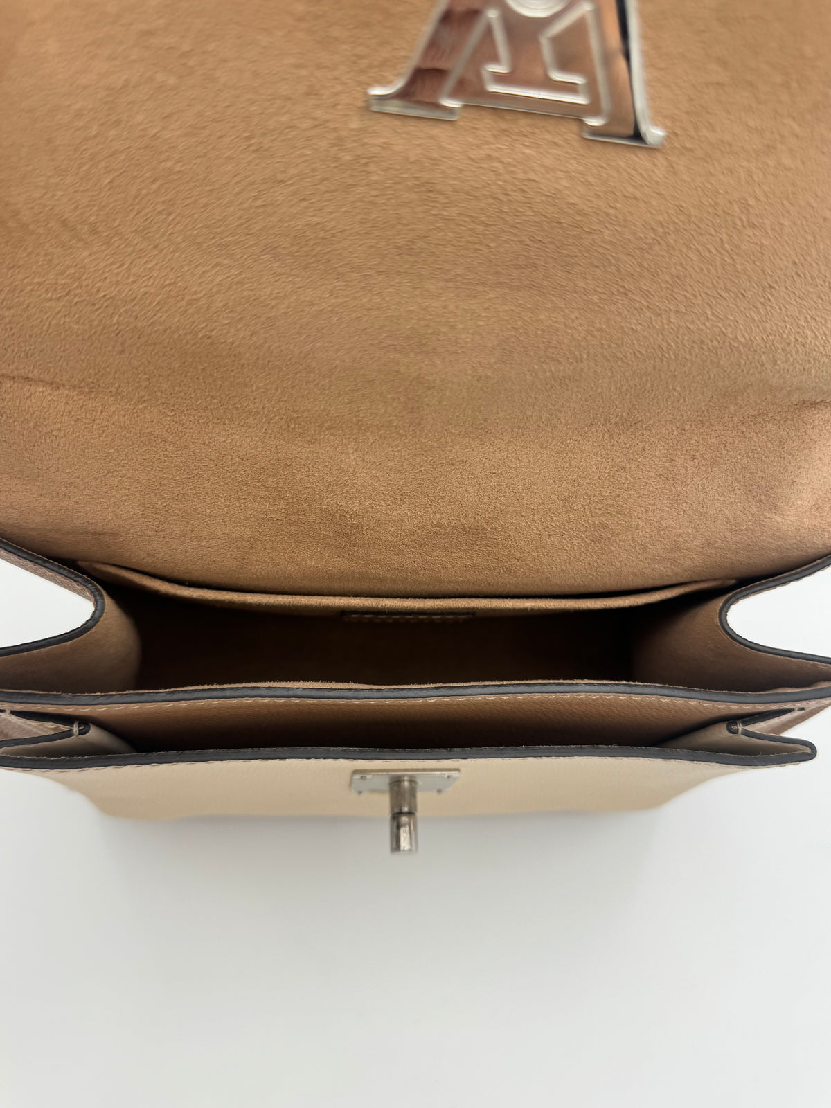 Louis Vuitton Mylockme BB Chain Bag – Papyrus & Crème Calfskin