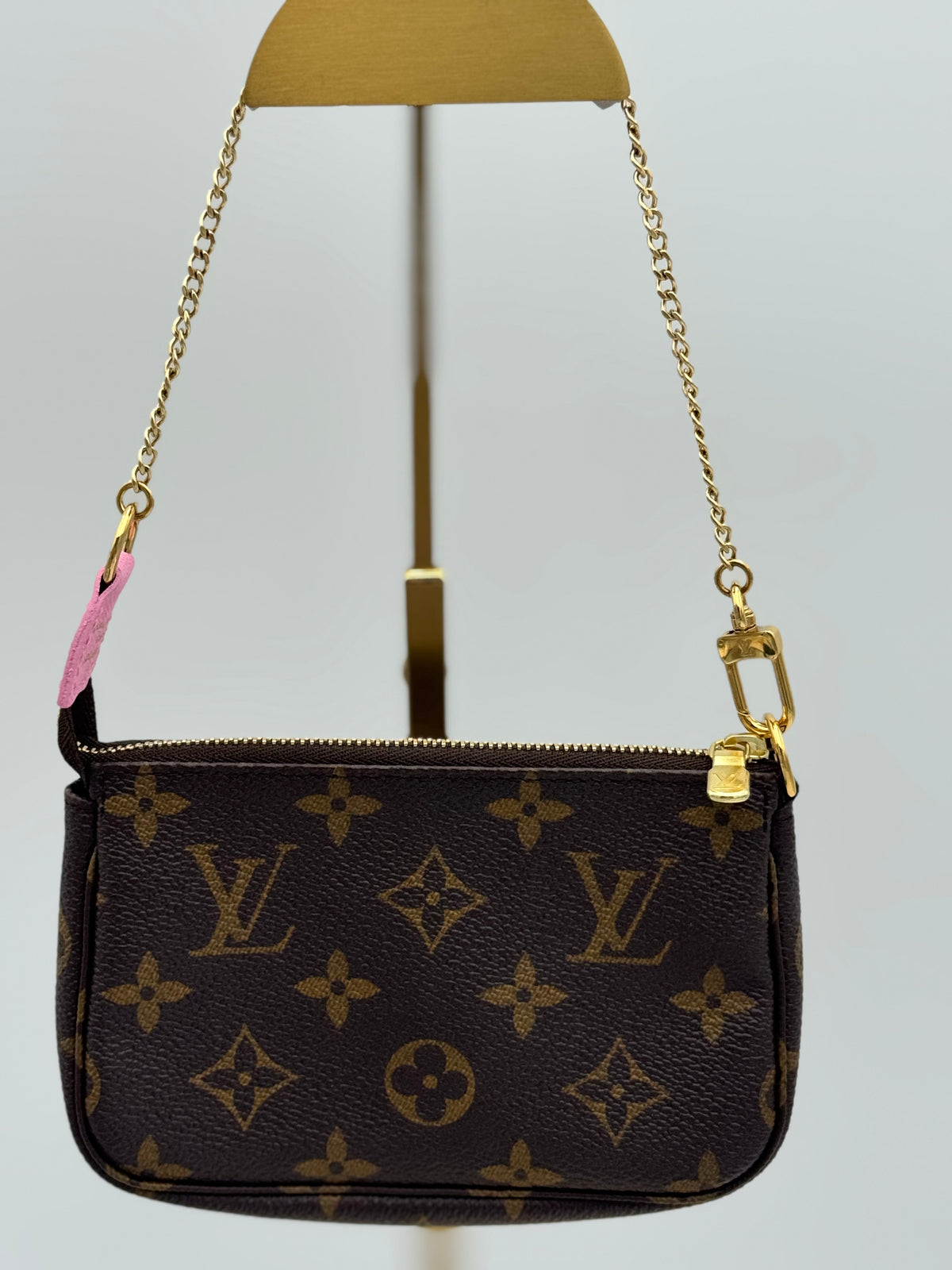 Louis Vuitton Holiday Animation “Vivienne in Paris / Place Vendôme” Mini Pochette Accessoires
